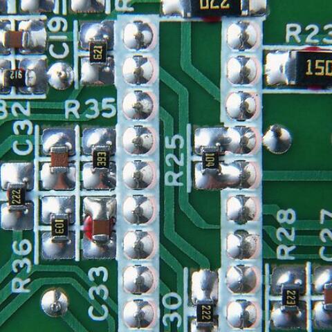 电路板专用耐老化聚氨酯复合材料